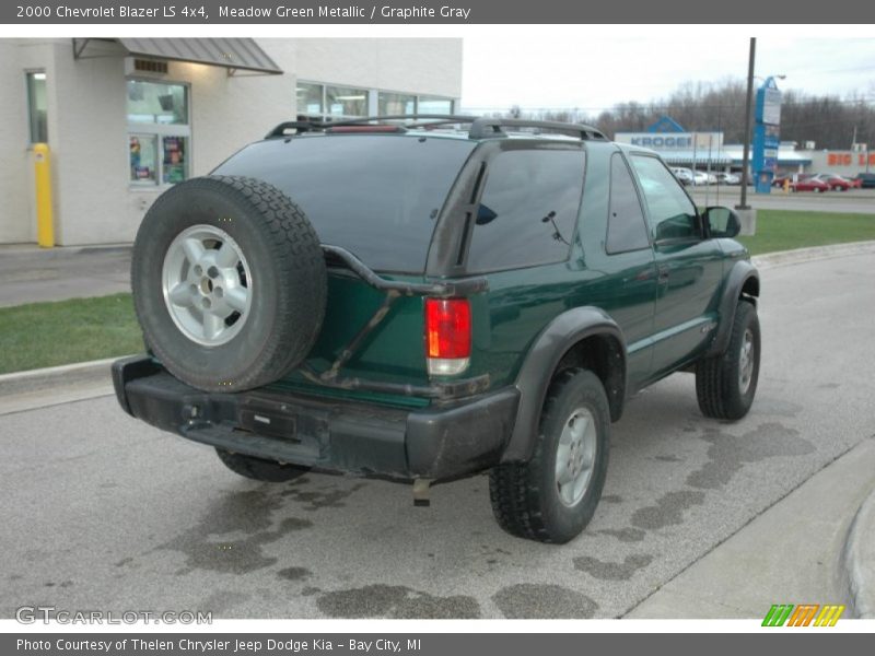 Meadow Green Metallic / Graphite Gray 2000 Chevrolet Blazer LS 4x4