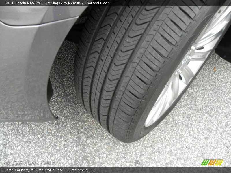 Sterling Gray Metallic / Charcoal Black 2011 Lincoln MKS FWD