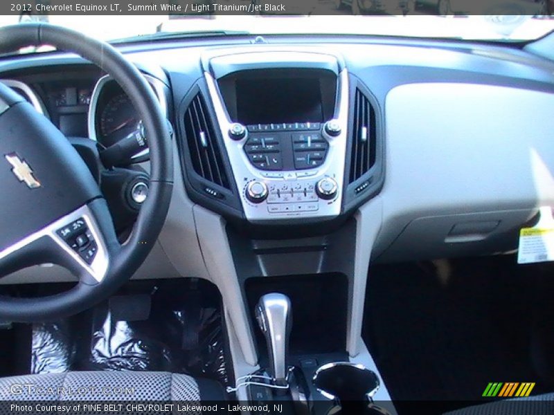Summit White / Light Titanium/Jet Black 2012 Chevrolet Equinox LT
