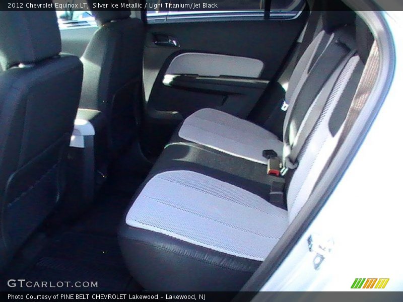 Silver Ice Metallic / Light Titanium/Jet Black 2012 Chevrolet Equinox LT