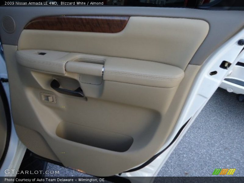Blizzard White / Almond 2009 Nissan Armada LE 4WD