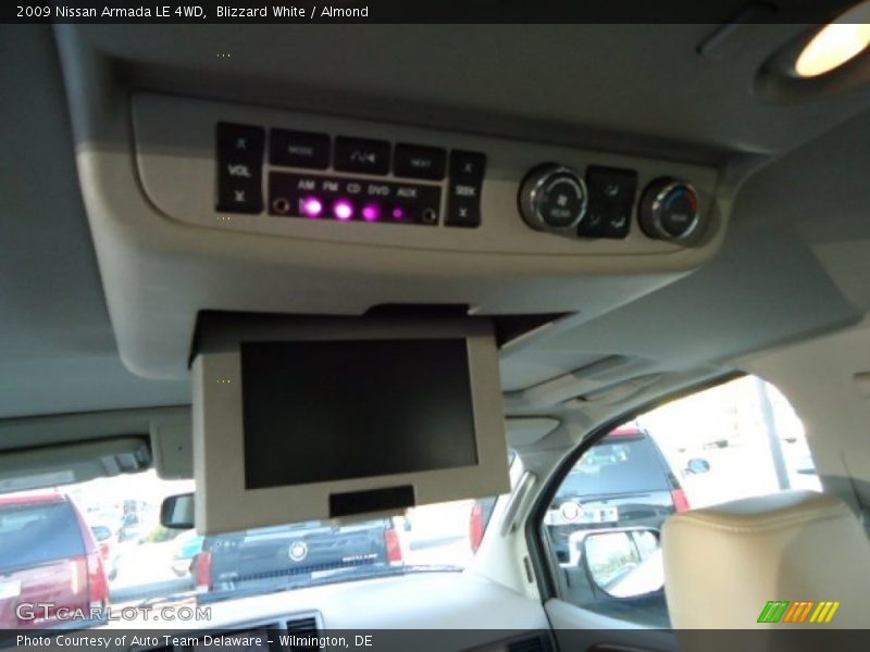 Blizzard White / Almond 2009 Nissan Armada LE 4WD