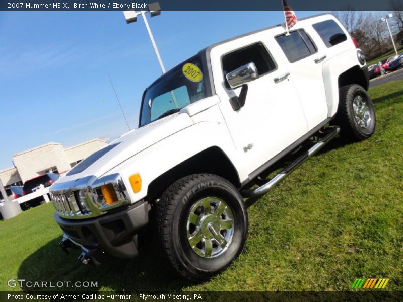 Birch White / Ebony Black 2007 Hummer H3 X