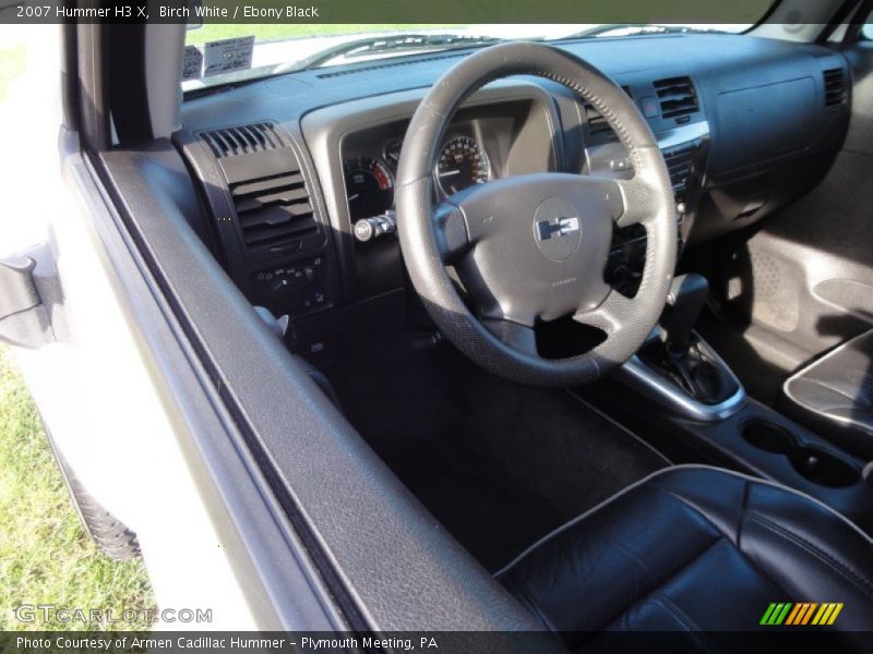 Birch White / Ebony Black 2007 Hummer H3 X