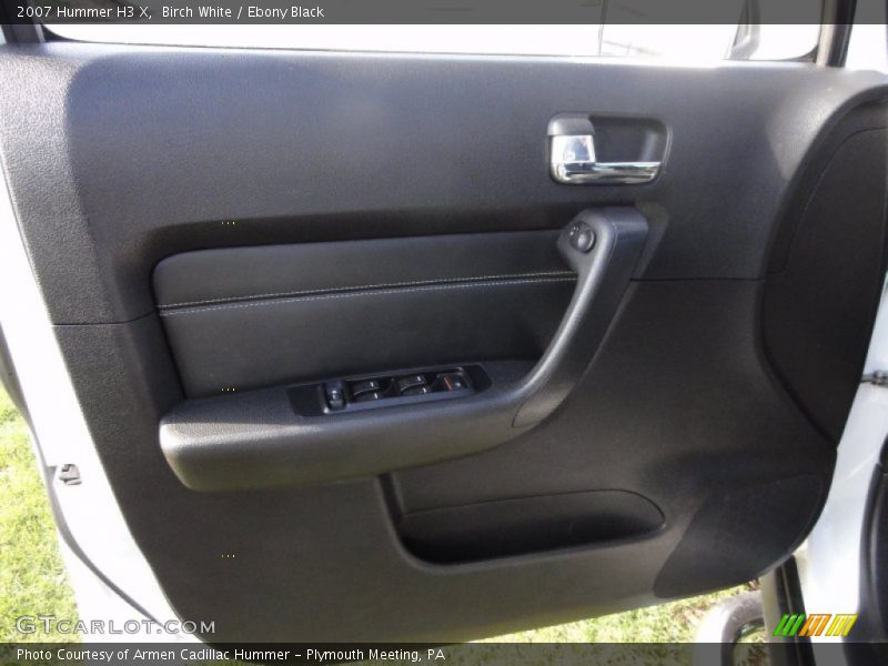 Birch White / Ebony Black 2007 Hummer H3 X