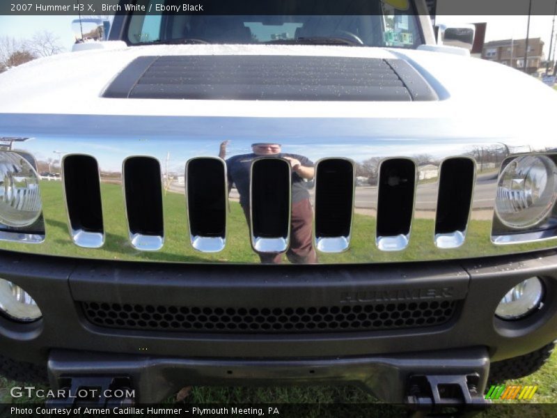 Birch White / Ebony Black 2007 Hummer H3 X