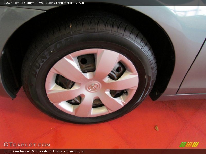 Aloe Green Metallic / Ash 2007 Toyota Camry LE V6