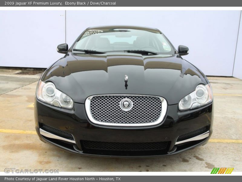 Ebony Black / Dove/Charcoal 2009 Jaguar XF Premium Luxury