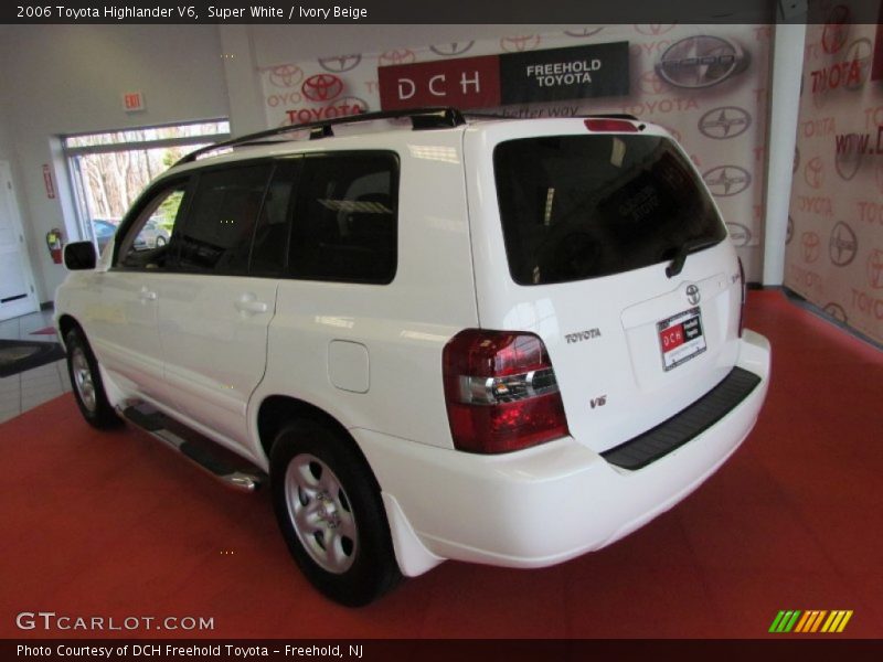 Super White / Ivory Beige 2006 Toyota Highlander V6