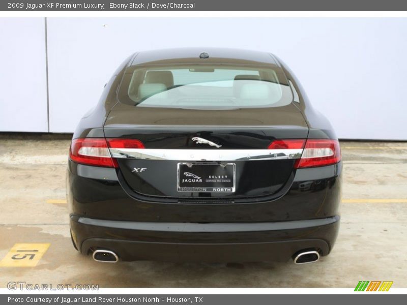 Ebony Black / Dove/Charcoal 2009 Jaguar XF Premium Luxury