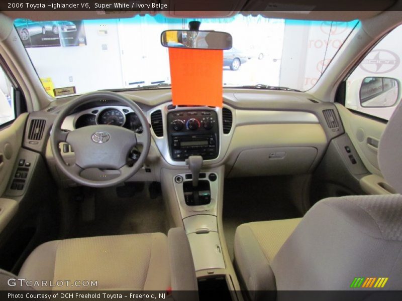 Super White / Ivory Beige 2006 Toyota Highlander V6