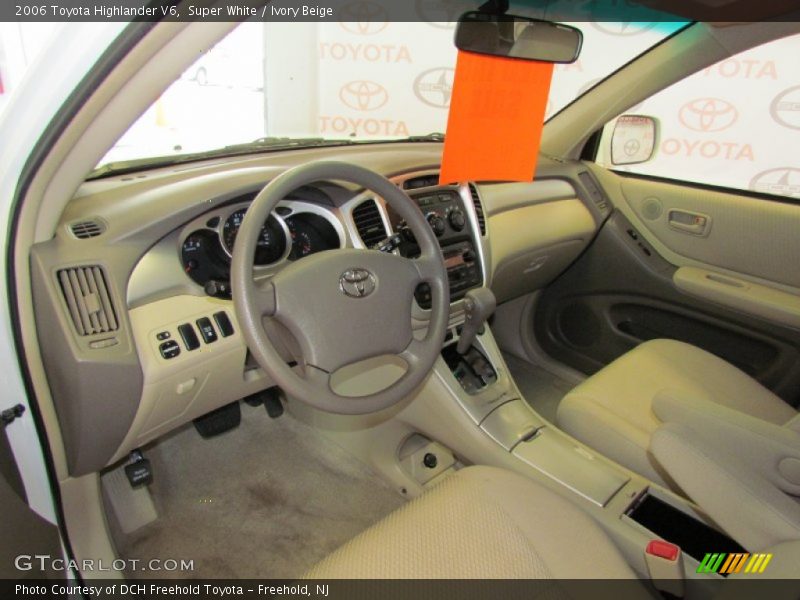 Super White / Ivory Beige 2006 Toyota Highlander V6