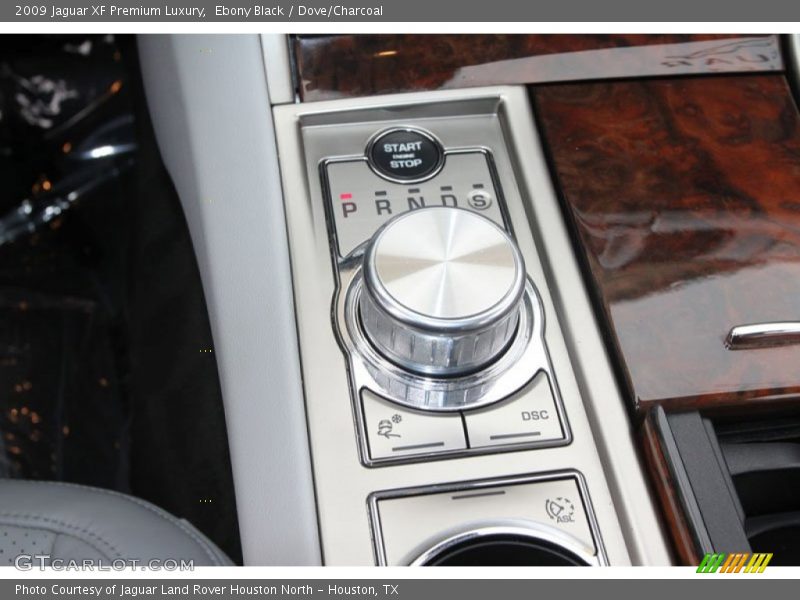 Ebony Black / Dove/Charcoal 2009 Jaguar XF Premium Luxury