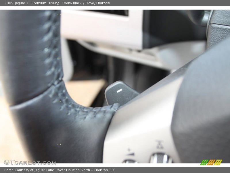 Ebony Black / Dove/Charcoal 2009 Jaguar XF Premium Luxury