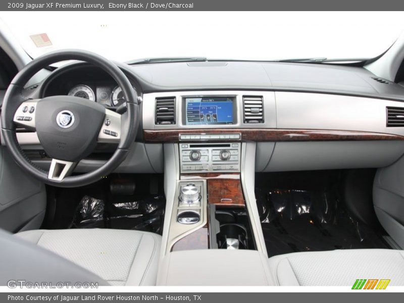 Ebony Black / Dove/Charcoal 2009 Jaguar XF Premium Luxury