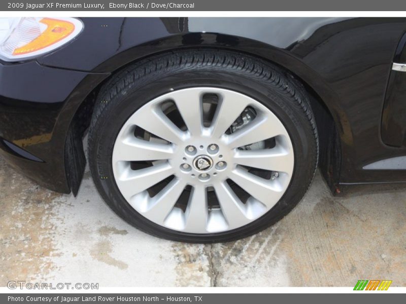 Ebony Black / Dove/Charcoal 2009 Jaguar XF Premium Luxury