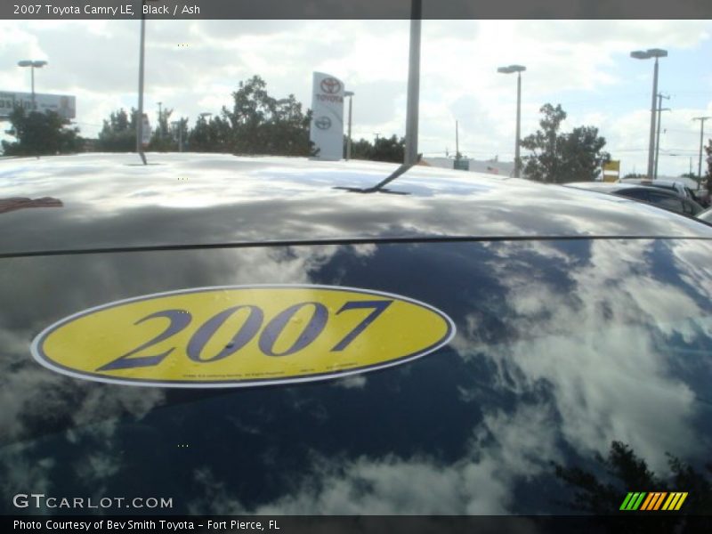 Black / Ash 2007 Toyota Camry LE