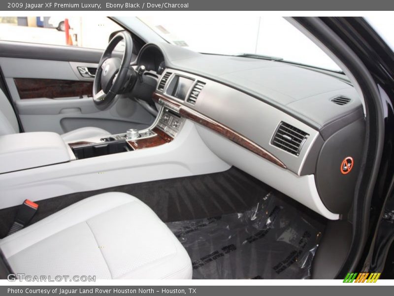 Ebony Black / Dove/Charcoal 2009 Jaguar XF Premium Luxury