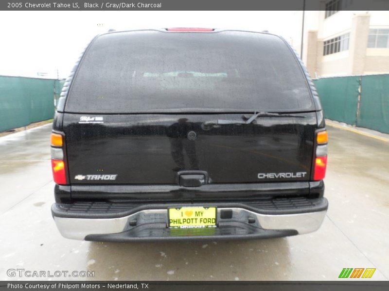 Black / Gray/Dark Charcoal 2005 Chevrolet Tahoe LS