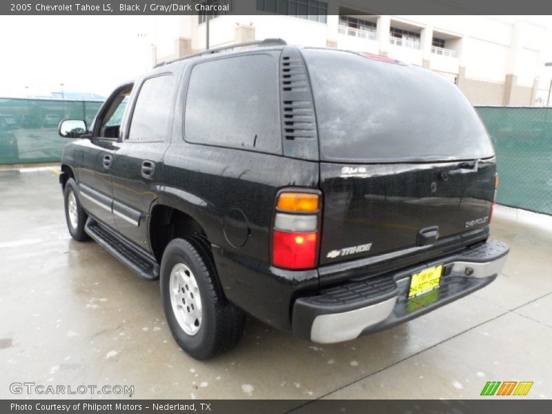 Black / Gray/Dark Charcoal 2005 Chevrolet Tahoe LS