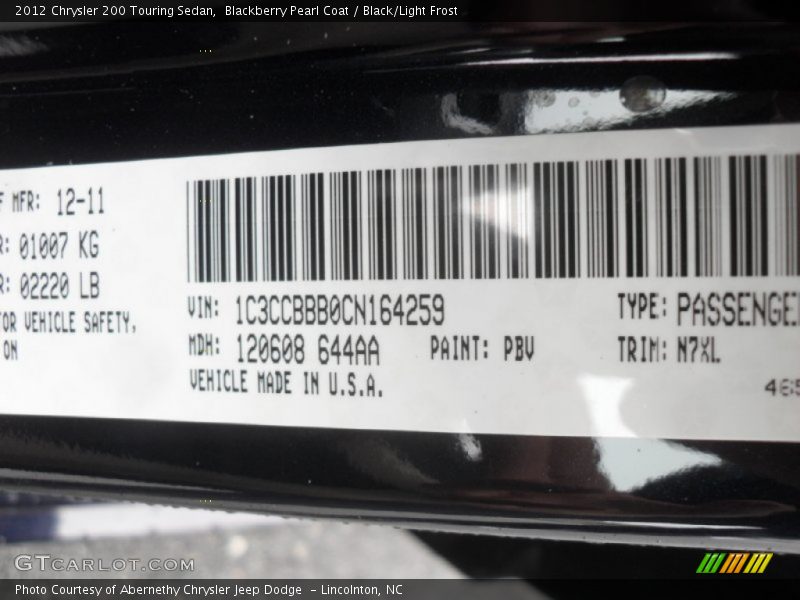 Blackberry Pearl Coat / Black/Light Frost 2012 Chrysler 200 Touring Sedan