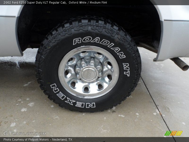 Oxford White / Medium Flint 2002 Ford F250 Super Duty XLT Regular Cab