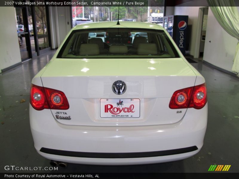Campanella White / Pure Beige 2007 Volkswagen Jetta Wolfsburg Edition Sedan