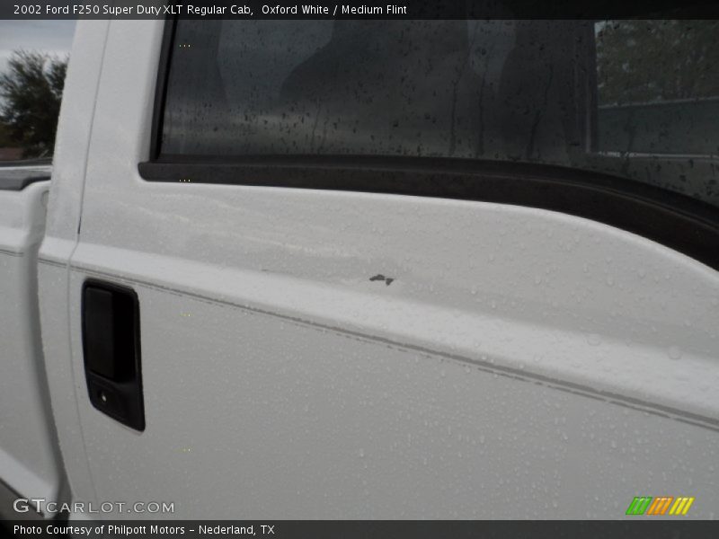 Oxford White / Medium Flint 2002 Ford F250 Super Duty XLT Regular Cab