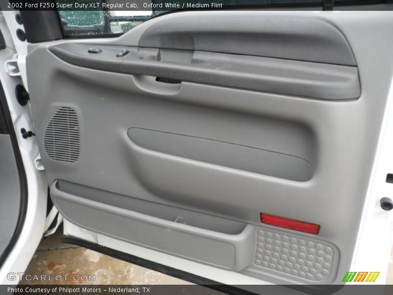 Oxford White / Medium Flint 2002 Ford F250 Super Duty XLT Regular Cab