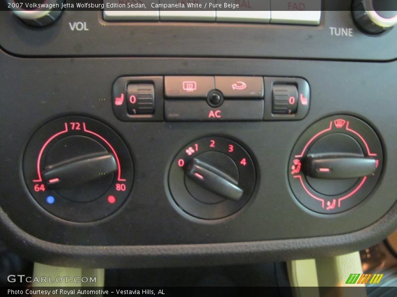 Campanella White / Pure Beige 2007 Volkswagen Jetta Wolfsburg Edition Sedan