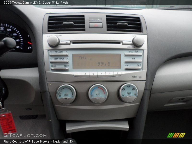 Super White / Ash 2009 Toyota Camry LE V6