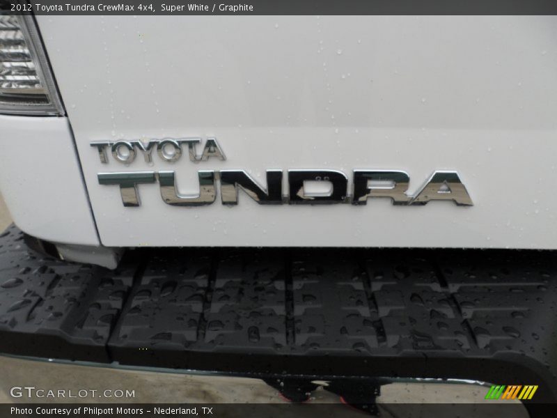 Super White / Graphite 2012 Toyota Tundra CrewMax 4x4
