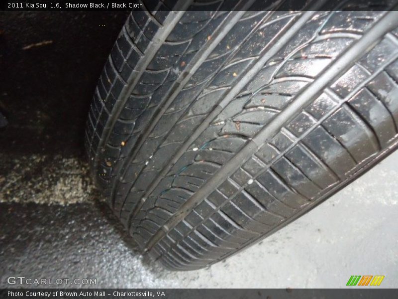 Shadow Black / Black Cloth 2011 Kia Soul 1.6