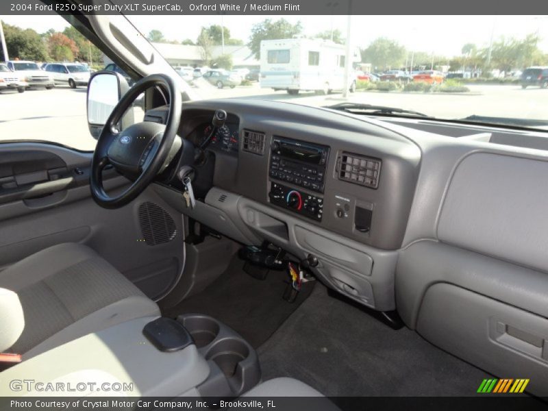 Oxford White / Medium Flint 2004 Ford F250 Super Duty XLT SuperCab