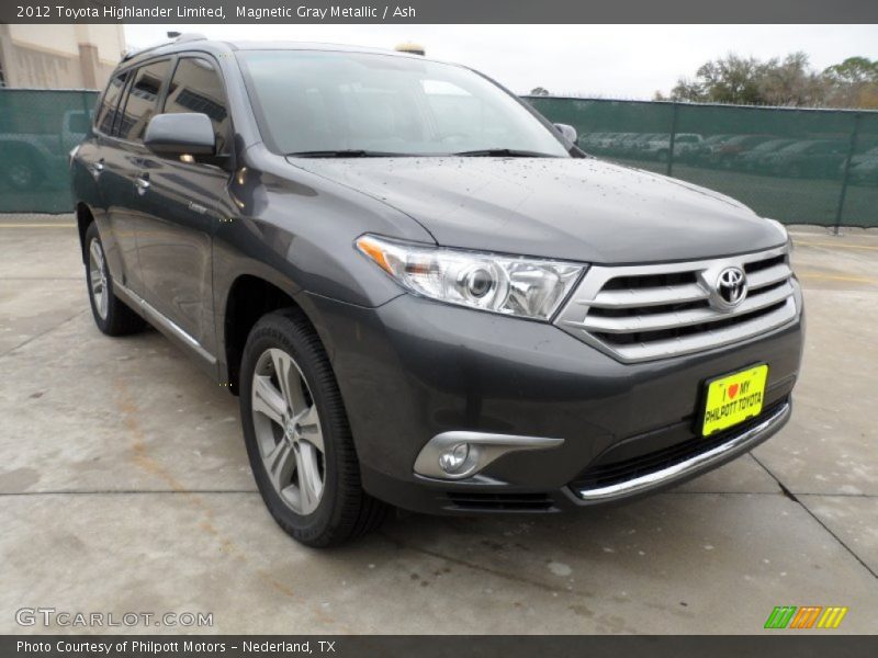 Magnetic Gray Metallic / Ash 2012 Toyota Highlander Limited