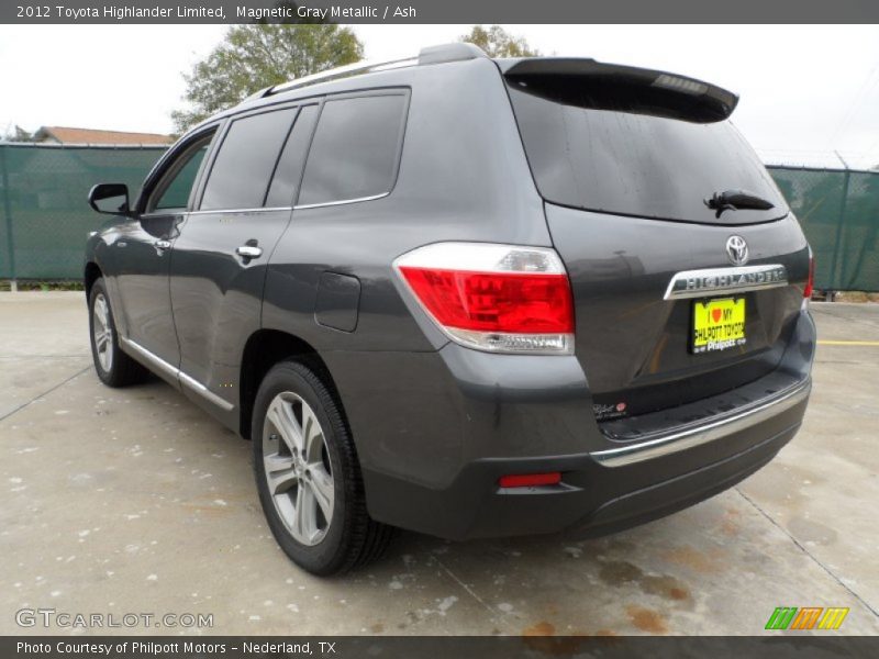 Magnetic Gray Metallic / Ash 2012 Toyota Highlander Limited