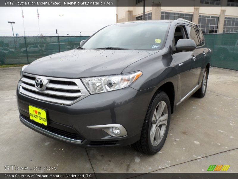 Magnetic Gray Metallic / Ash 2012 Toyota Highlander Limited