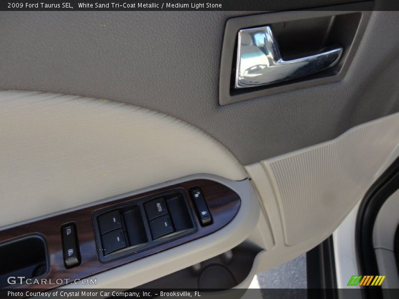 White Sand Tri-Coat Metallic / Medium Light Stone 2009 Ford Taurus SEL
