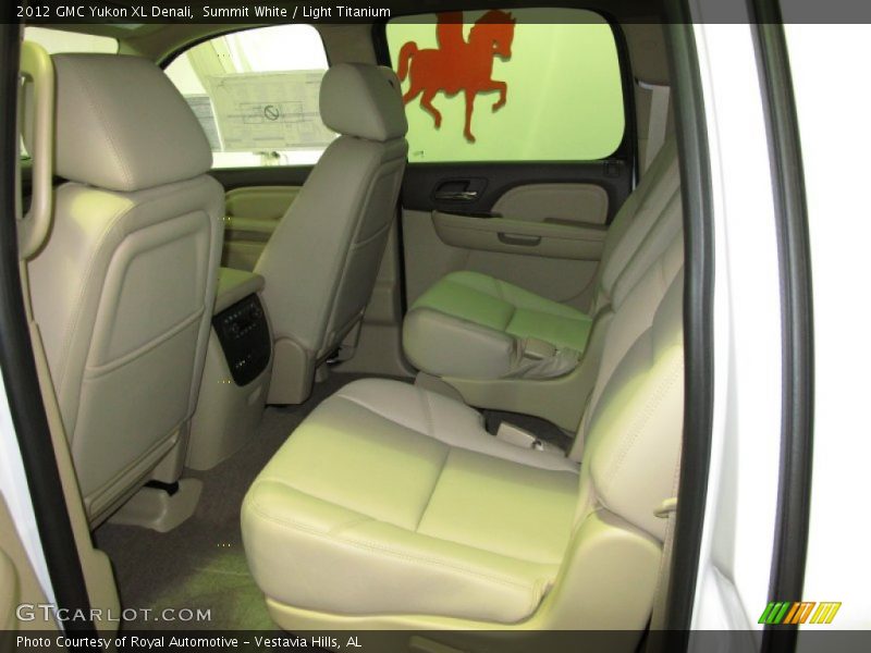Summit White / Light Titanium 2012 GMC Yukon XL Denali