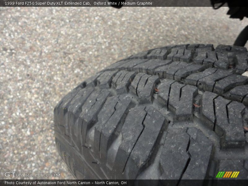 Oxford White / Medium Graphite 1999 Ford F250 Super Duty XLT Extended Cab