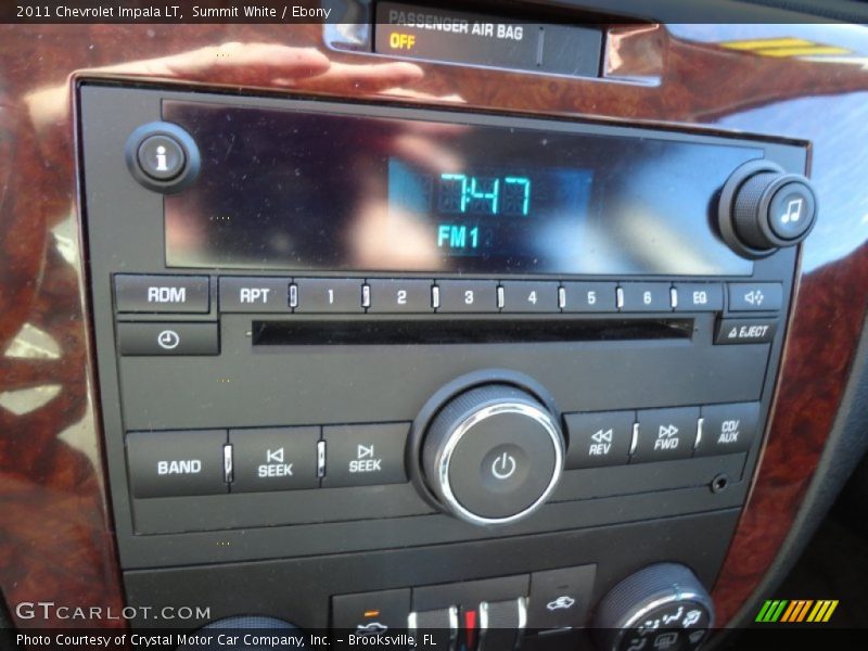 Summit White / Ebony 2011 Chevrolet Impala LT