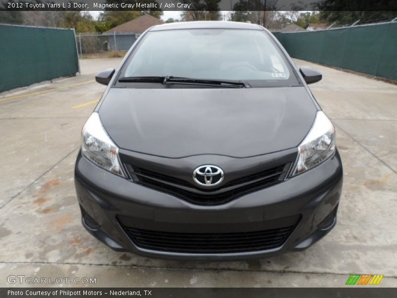 Magnetic Gray Metallic / Ash Gray 2012 Toyota Yaris L 3 Door