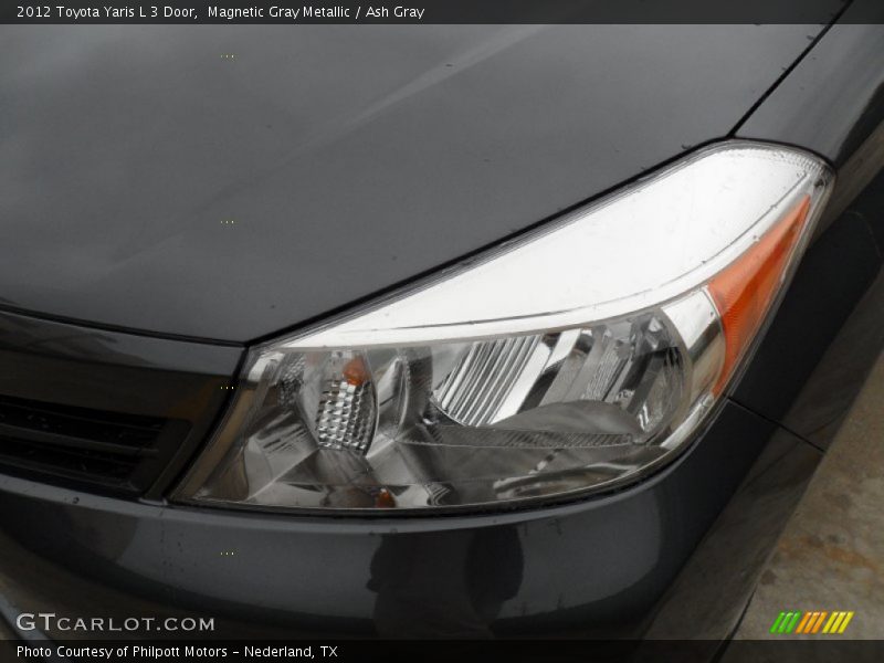 Magnetic Gray Metallic / Ash Gray 2012 Toyota Yaris L 3 Door