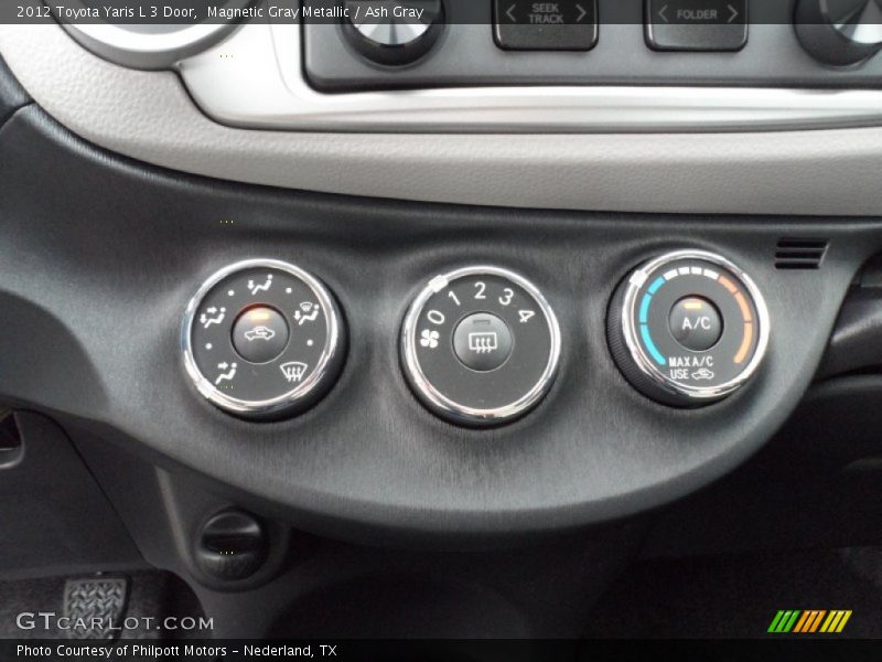 Magnetic Gray Metallic / Ash Gray 2012 Toyota Yaris L 3 Door