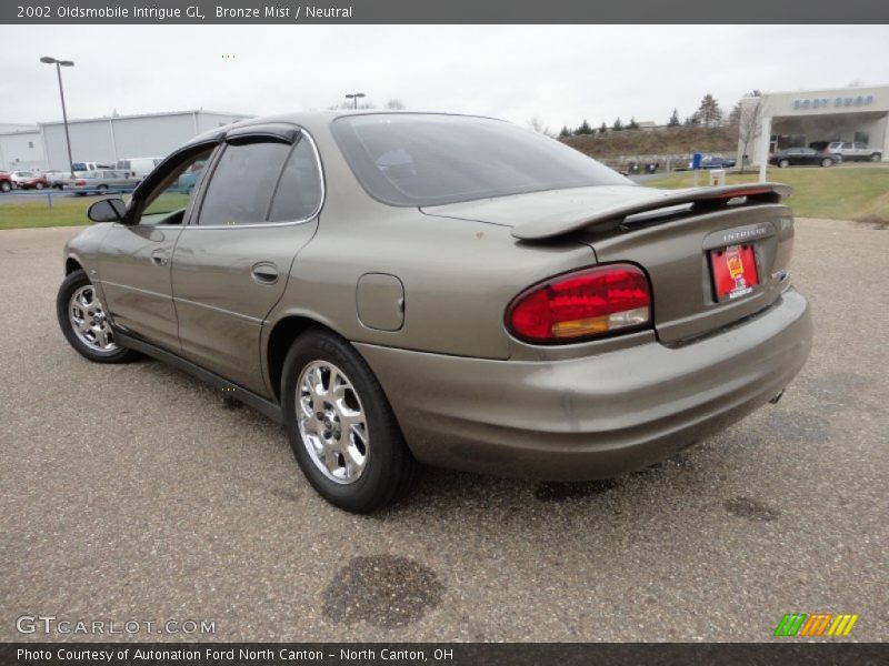 Bronze Mist / Neutral 2002 Oldsmobile Intrigue GL