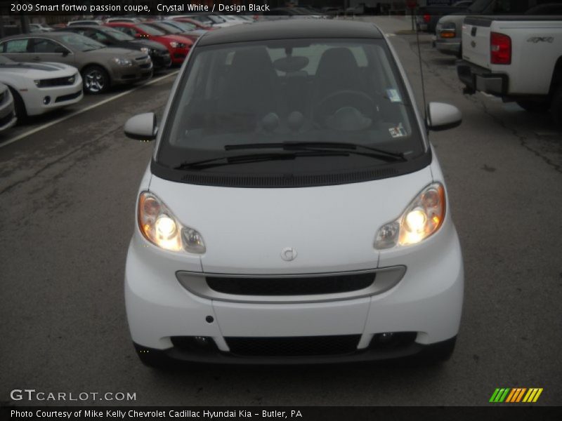 Crystal White / Design Black 2009 Smart fortwo passion coupe