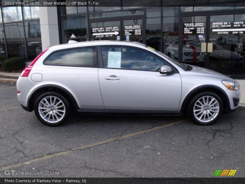 Silver Metallic / Off Black T-Tec 2011 Volvo C30 T5
