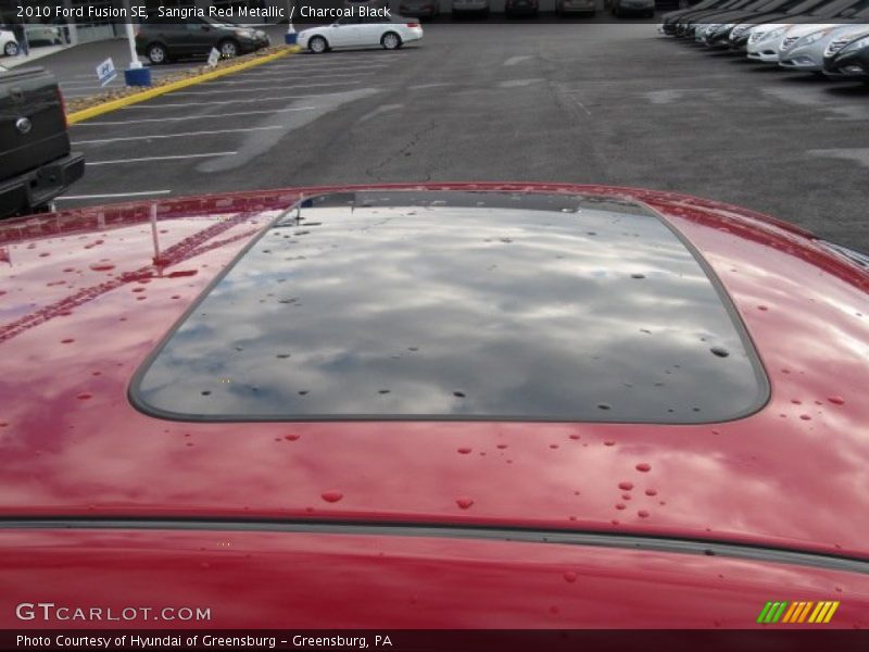 Sangria Red Metallic / Charcoal Black 2010 Ford Fusion SE