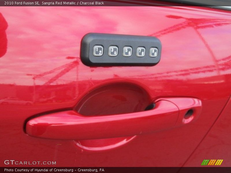 Sangria Red Metallic / Charcoal Black 2010 Ford Fusion SE