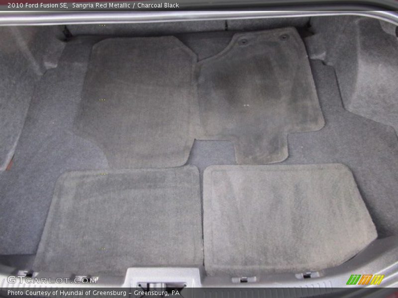 Sangria Red Metallic / Charcoal Black 2010 Ford Fusion SE
